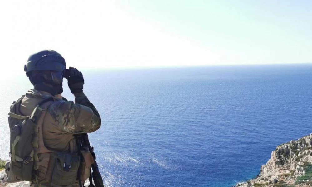 Εικόνες-ντοκουμέντο: Οι ΕΔ ''σκανάρουν'' τος τουρκικές κινήσεις